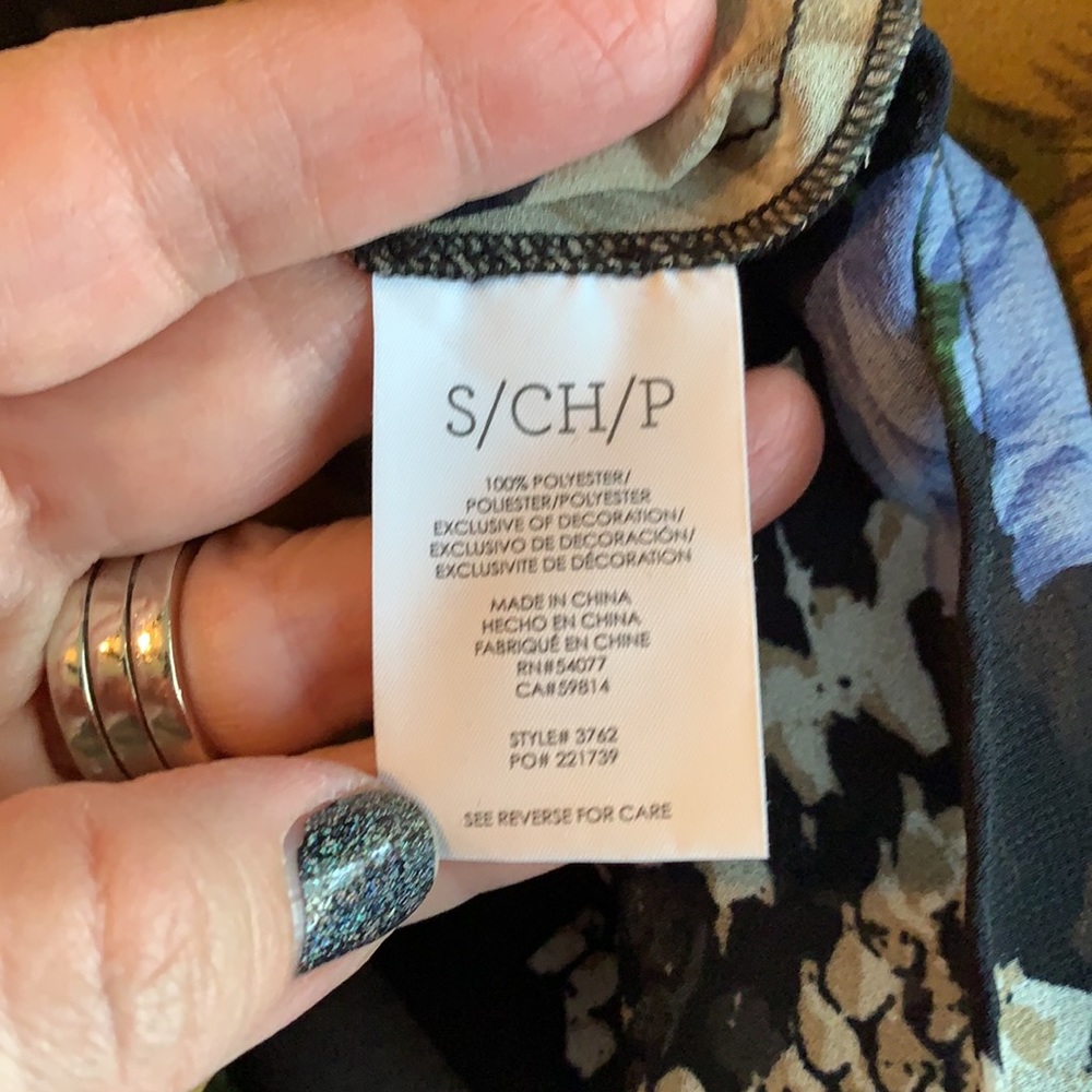 Cabi#3762 snake/floral top Small - Picture 6 of 10